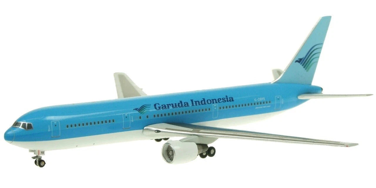 APOLLO 400 GARUDA INDONESIA BOEING 767-300ER REG: G-OBYE