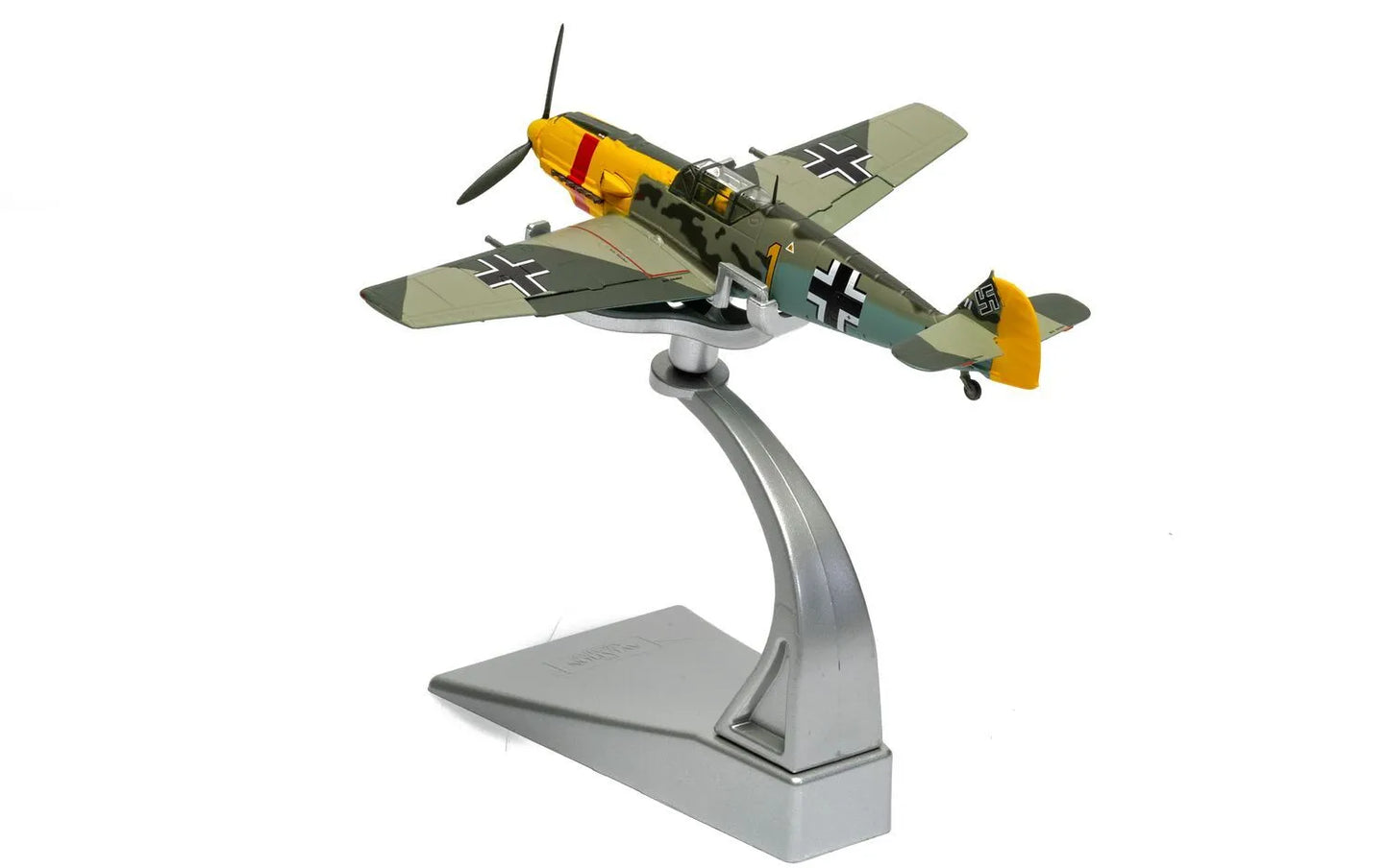 CORGI BF109E-4/B "YELLOW 1" OBERLEUTNANT "WALTER RUPP" (BATTLE OF BRITAIN 85)