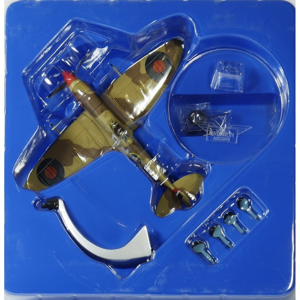 CORGI SPITFIRE MK.V RAF No.92 SQN ER220 NEVILLE DUKE