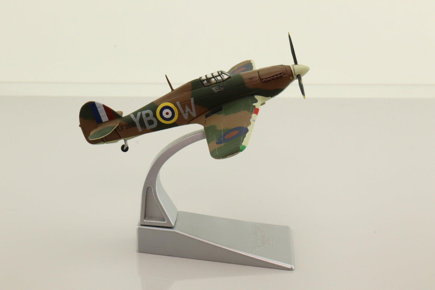 CORGI HAWKER HURRICANE MK.IIC RAF No.LF363 YB.W