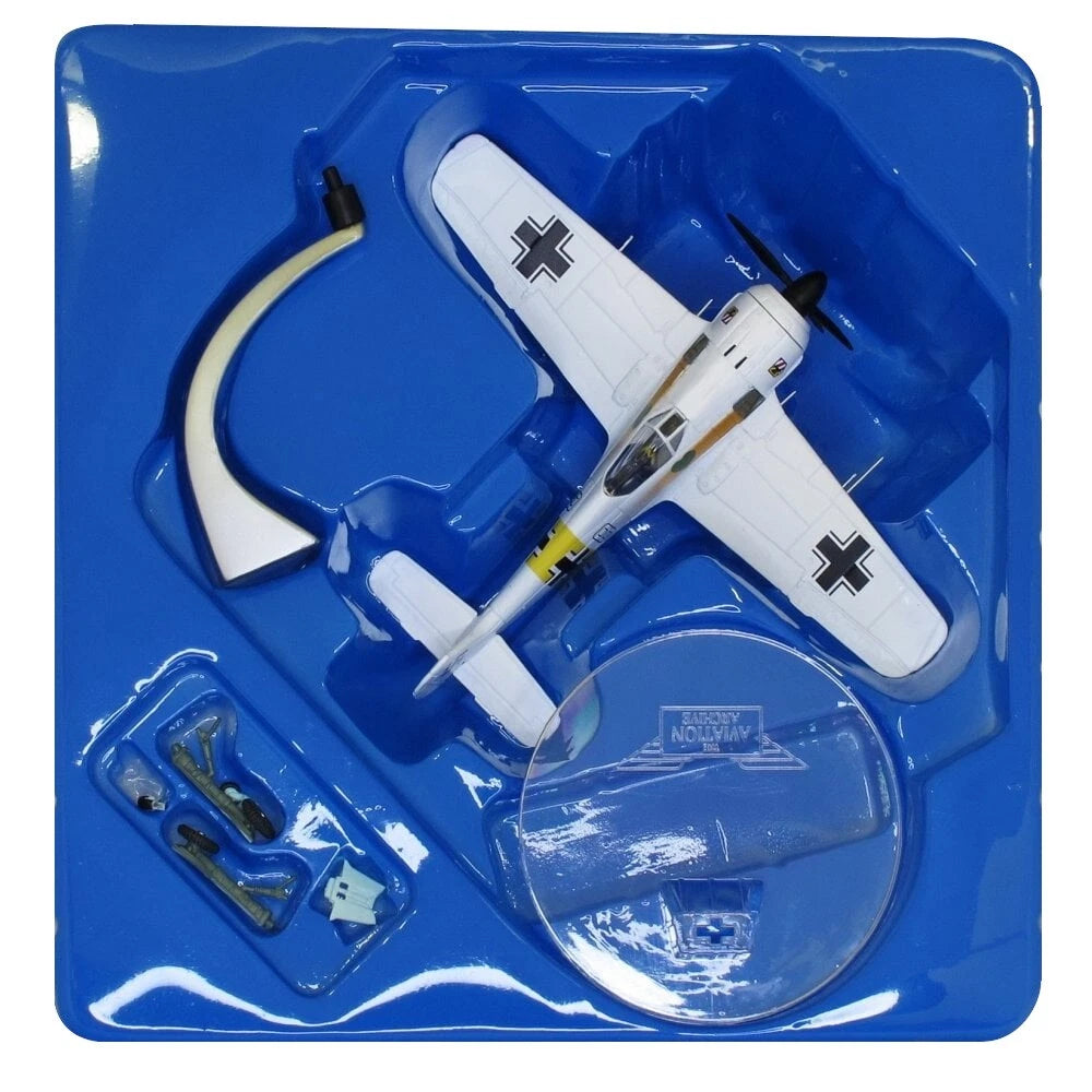 CORGI FW190A "WHITE 8" 1./JG 54 WALTER NOWOTNY