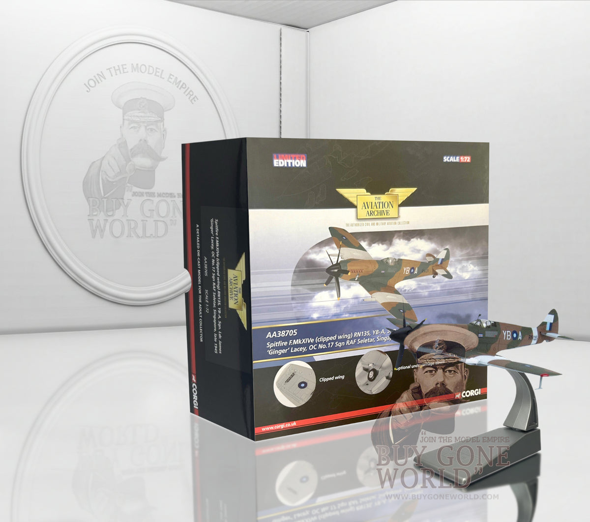 CORGI SPITFIRE F.MKXIVE RAF RN135 YB-A 17 NO.17 SQUADRON JAMES GINGER LACEY SELETAR SINGAPORE 1945