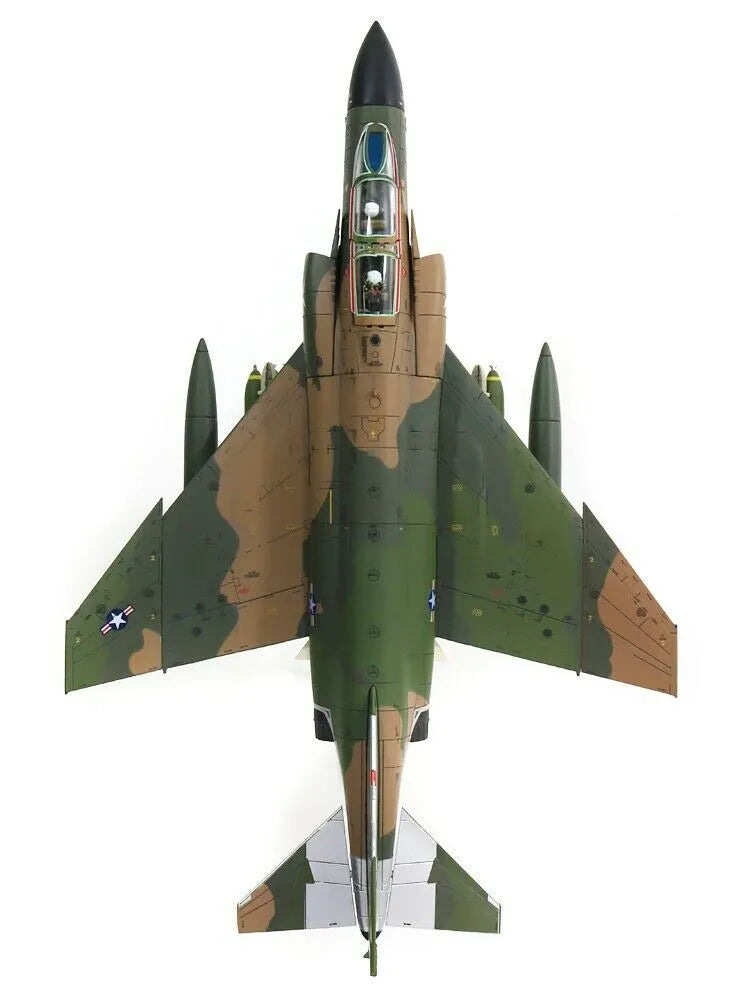 AIR COMMANDER F-4D PHANTOM II USAF 66-7601