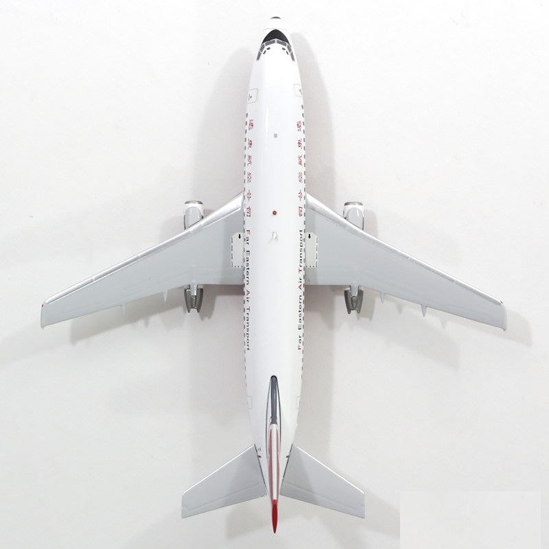 INFLIGHT 200 B737-200 FAR EASTERN AIR TRANSPORT REG: B-2625