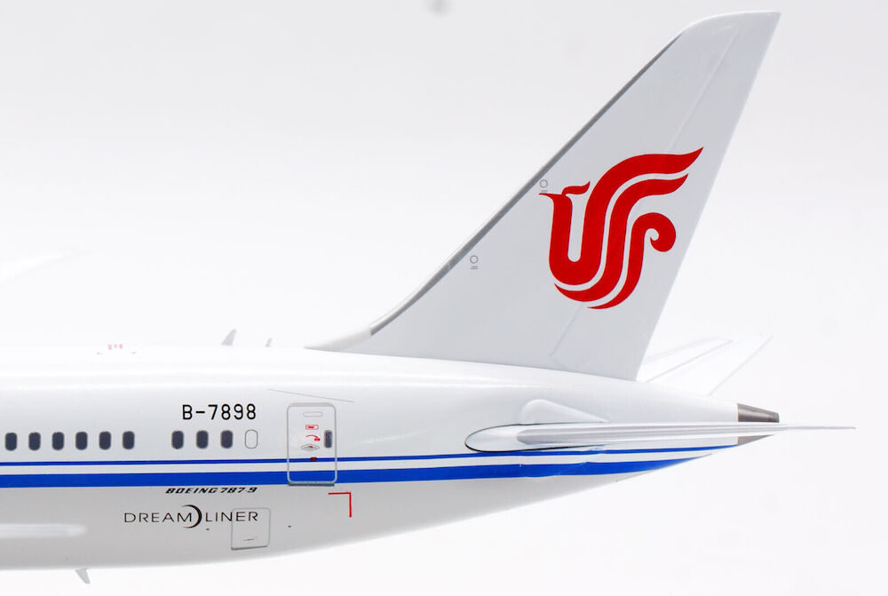 AVIATION 200 B787-9 AIR CHINA REG: B-7898