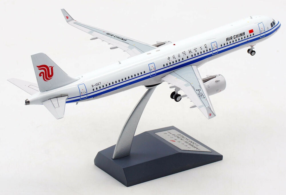 AVIATION 200 A321NEO AIR CHINA REG: B-1067