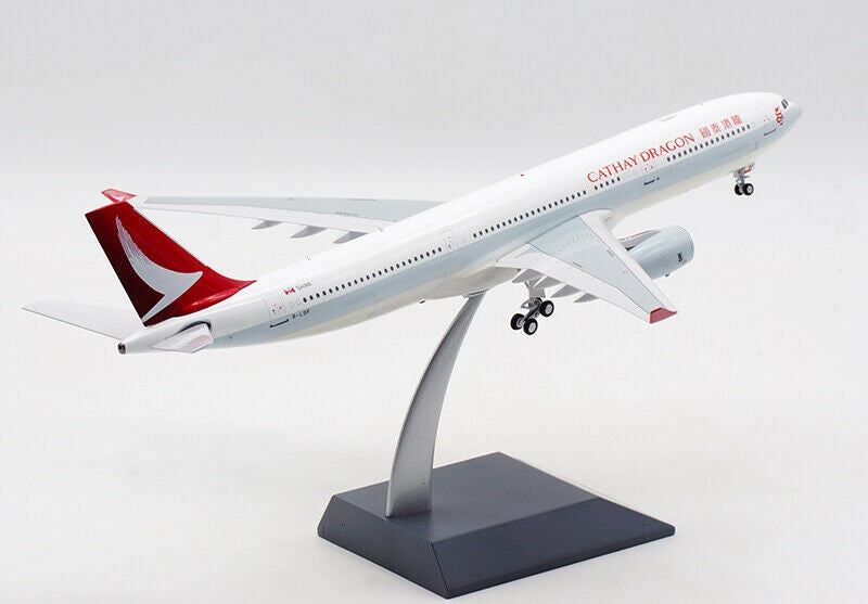 AVIATION 200 CATHAY DRAGON AIRBUS A330-343 REG: B-LBF