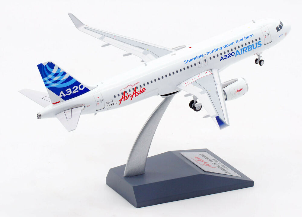 AVIATION 200 AIRBUS/AIR ASIA "1ST SHARKLET OPERATOR"
