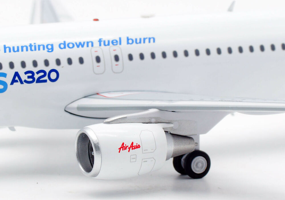 AVIATION 200 AIRBUS/AIR ASIA "1ST SHARKLET OPERATOR"