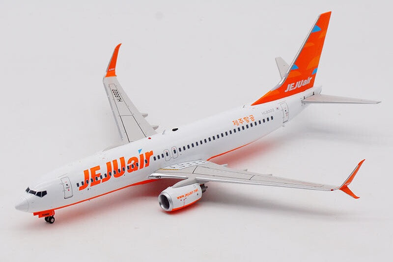 AVIATION 200 B737-8K5 JEJU AIR REG: HL8322
