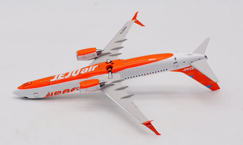 AVIATION 200 B737-8K5 JEJU AIR REG: HL8322