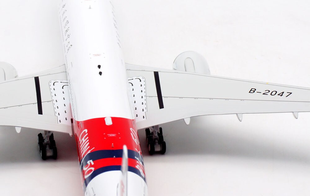 AVIATION 200 AIR CHINA B777-300ER REG: B-2047