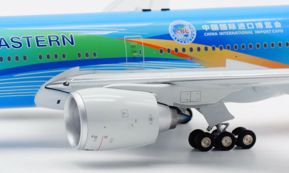 AVIATION 200 B777-300ER CHINA EASTERN AIRLINES REG: B-2002