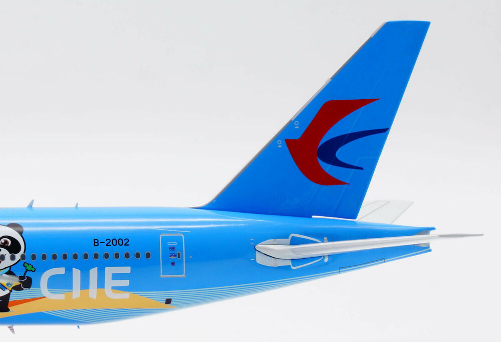 AVIATION 200 B777-300ER CHINA EASTERN AIRLINES REG: B-2002