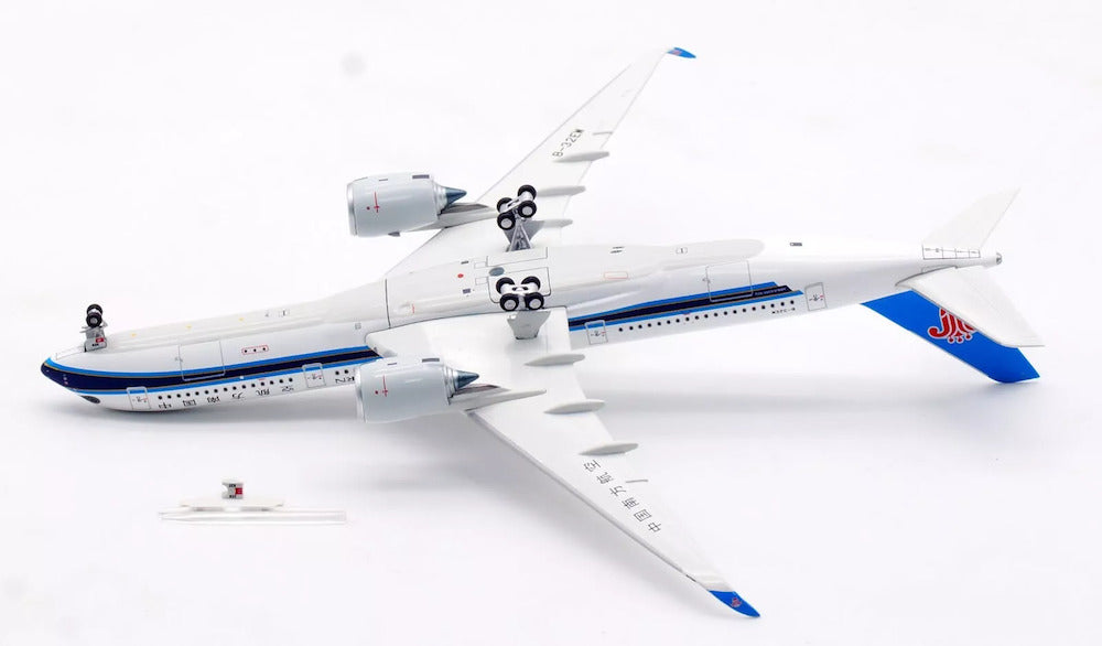 AVIATION 400 A350-941 CHINA SOUTHERN AIRLINES (DETACHABLE GEAR) REG: B-30AL