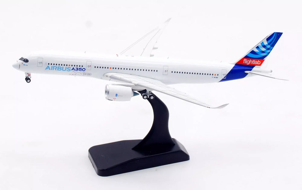 AVIATION 400 A350-941 AIRBUS INDUSTRIE (DETACHABLE GEAR) REG: F-WXWB
