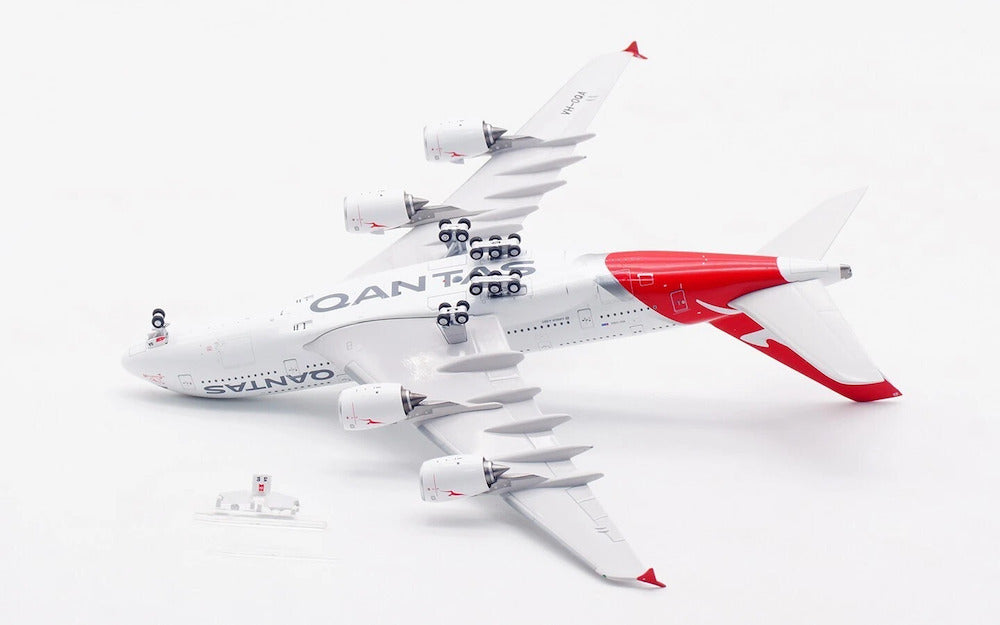 AVIATION 400 A380-842 QANTAS (DETACHABLE GEAR) REG: VH-OQA
