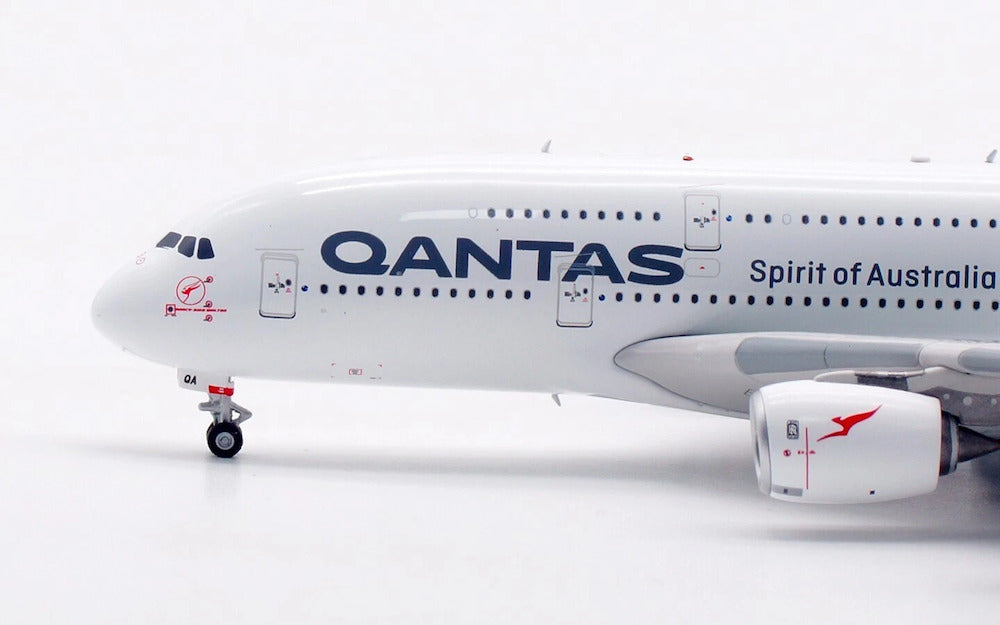 AVIATION 400 A380-842 QANTAS (DETACHABLE GEAR) REG: VH-OQA