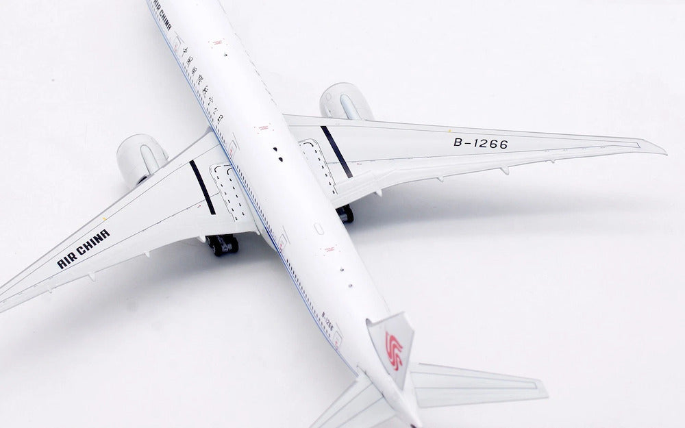AVIATION 400 B777-300ER AIR CHINA REG: B-1266