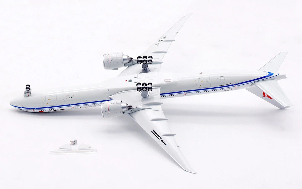 AVIATION 400 B777-300ER AIR CHINA REG: B-1266