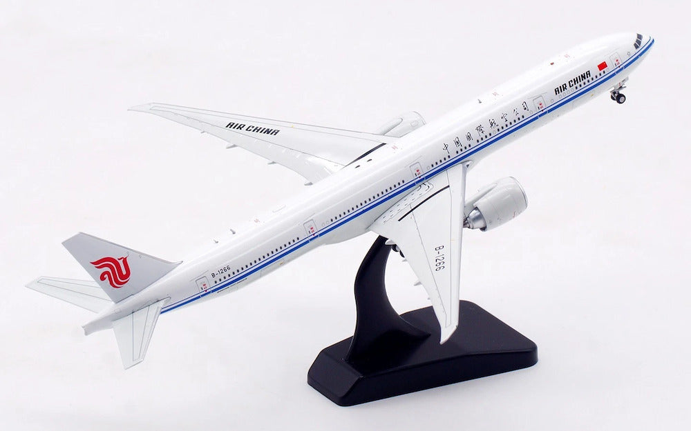 AVIATION 400 B777-300ER AIR CHINA REG: B-1266