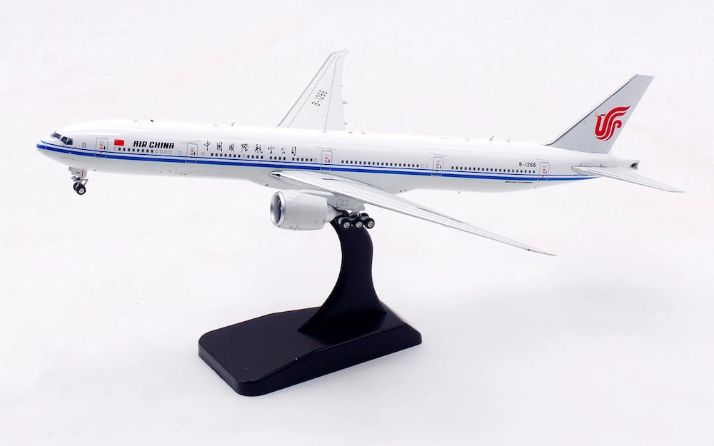 AVIATION 400 B777-300ER AIR CHINA REG: B-1266