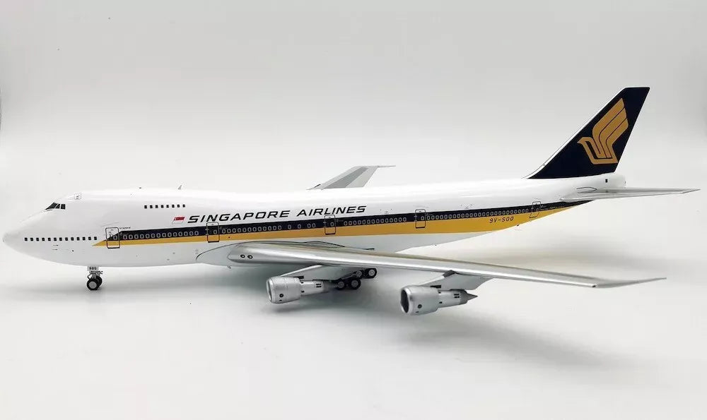 WB MODELS B747-212B SINGAPORE AIRLINES REG: 9V-SQQ