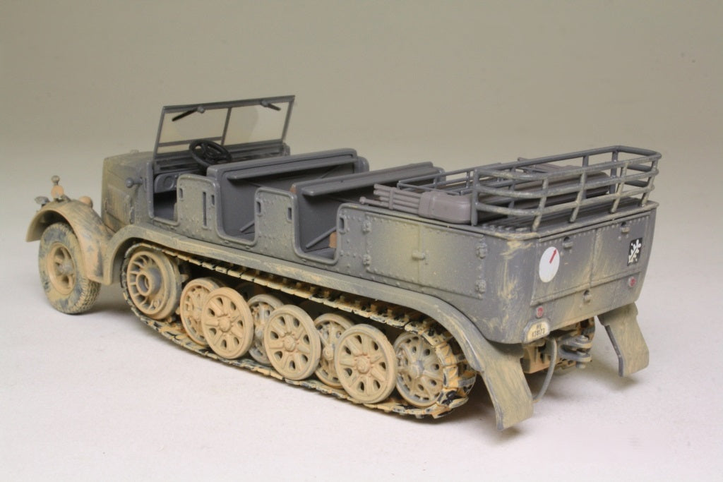 CORGI SDKFZ.7 GERMAN HALF-TRACK JUNE 1940