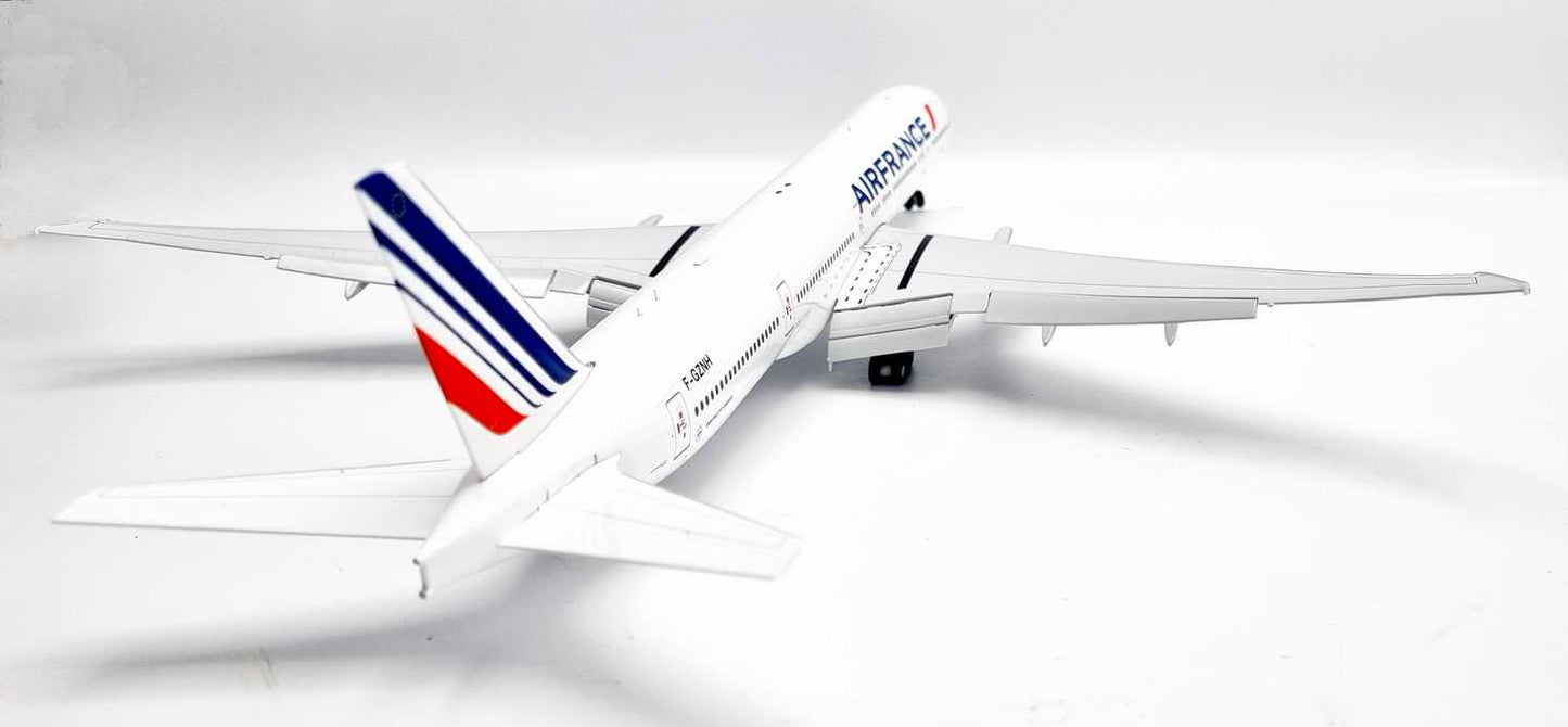 GEMINI JETS B777-300ER AIR FRANCE (FLAPS DOWN) REG: F-GZNH