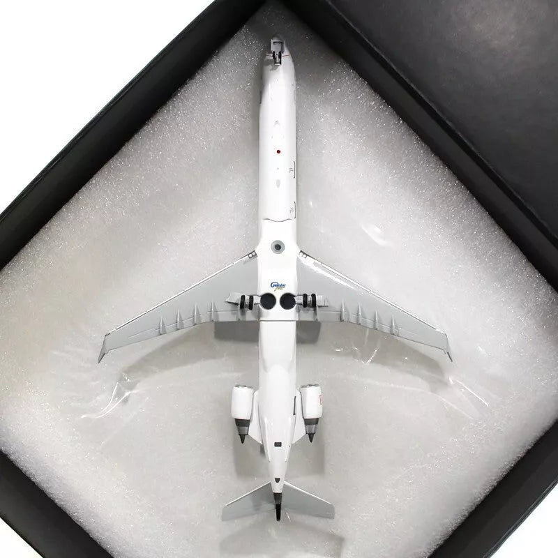 GEMINI JETS CRJ-900ER MESA AIRLINES REG: N942LR