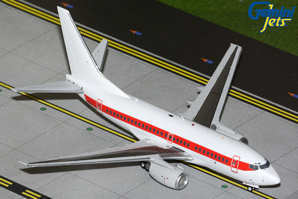 GEMINI JETS B737-600 EG AND G JANET REG: N319BD