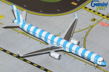 GEMINI JETS B757-300 CONDOR "SEA BLUE STRIPES" REG: D-ABOI