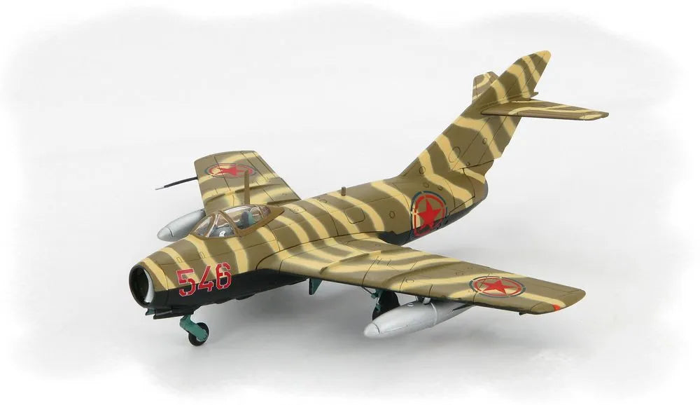 HOBBY MASTER MIG-15BIS 351ST AVIAPOLK (NIGHT FIGHTERS) RUSSIAN AIR FORCE CHINA 1953