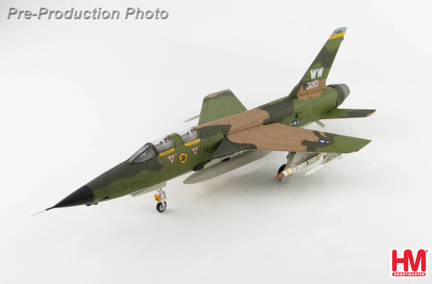 HOBBY MASTER F-105G WILD WEASEL 63-8320 561 TFS