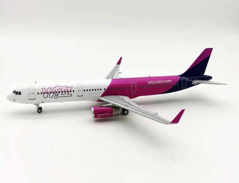 INFLIGHT 200 A321-231 WIZZ AIR REG: HA-LXN