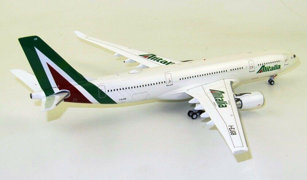 INFLIGHT 200 A330-202 ALITALIA REG: I-EJGB