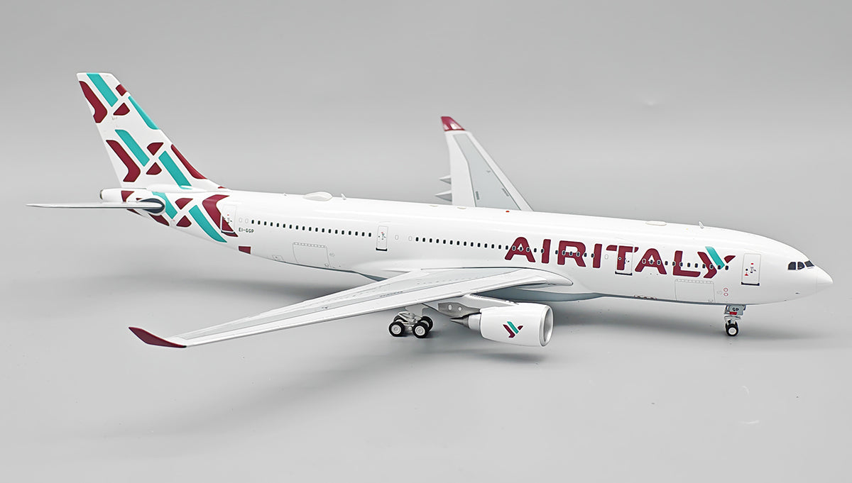 INFLIGHT 200 A330-203 AIR ITALY REG: EI-GGP
