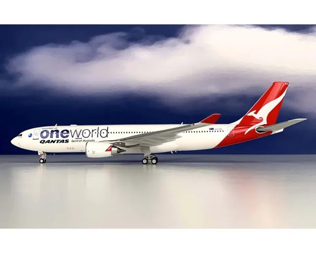 INFLIGHT 200 A330-200 QANTAS "ONE WORLD" REG: VH-EBV