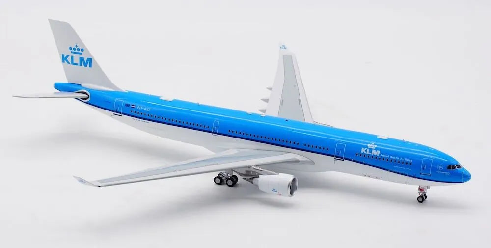 INFLIGHT 200 A330-300 KLM ROYAL DUTCH AIRLINES REG: PH-AKE