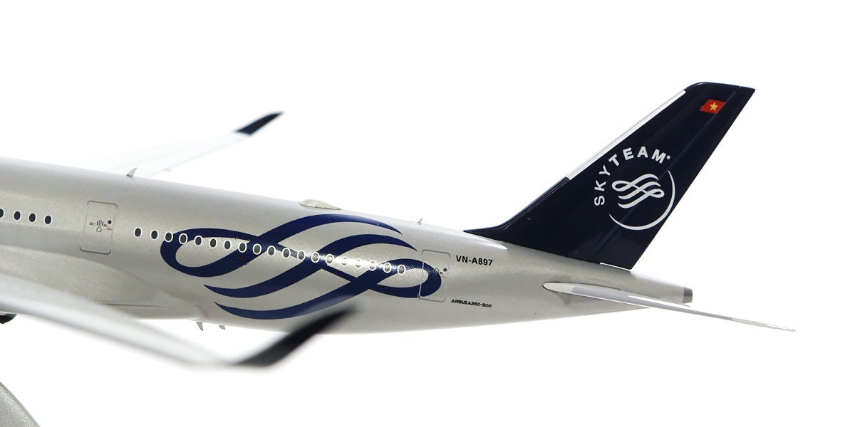 INFLIGHT 200 A350-900 VIETNAM AIRLINES "SKYTEAM" REG: VN-A897