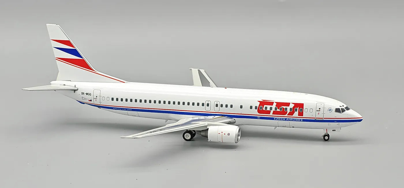 INFLIGHT 200 B737-4Y0 CSA CZECH AIRLINES REG: OK-WGG