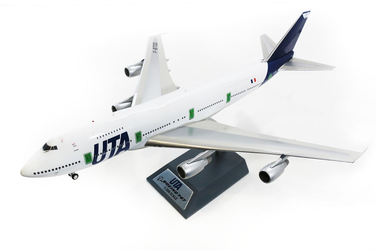 INFLIGHT 200 B747-2B3BM UTA REG: F-BTDG