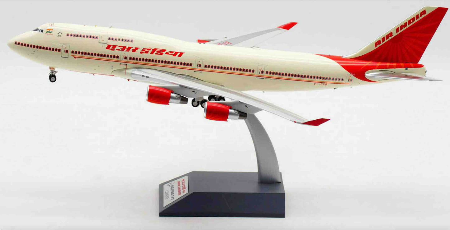 INFLIGHT 200 AIR INDIA B747-437 REG: VT-EVB
