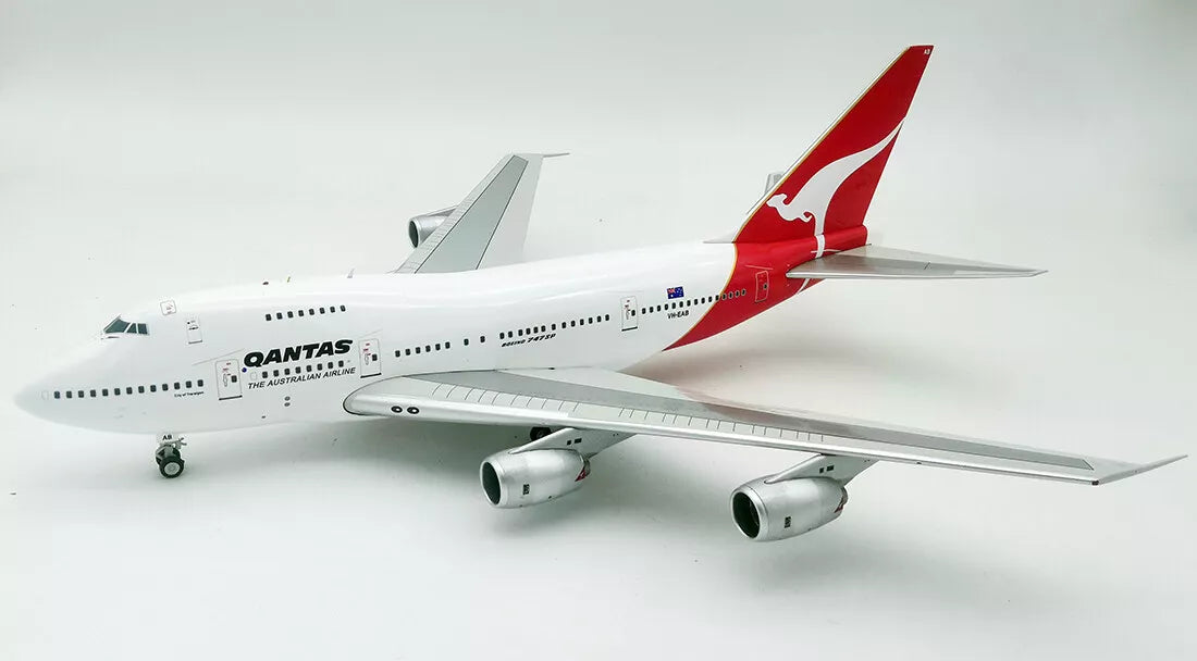 INFLIGHT 200 B747SP-38 QANTAS REG: VH-EAB