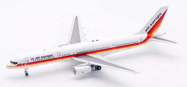 INFLIGHT 200 B757-236 AIR EUROPE REG: G-BNSD