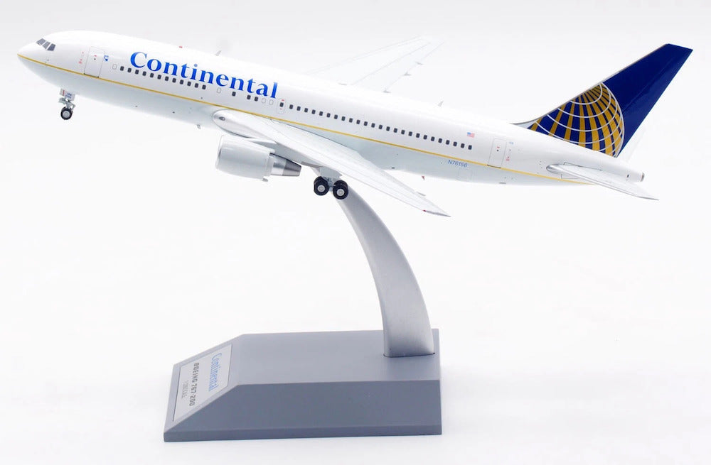 INFLIGHT 200 B767-224/ER CONTINENTAL AIRLINES REG: N76156