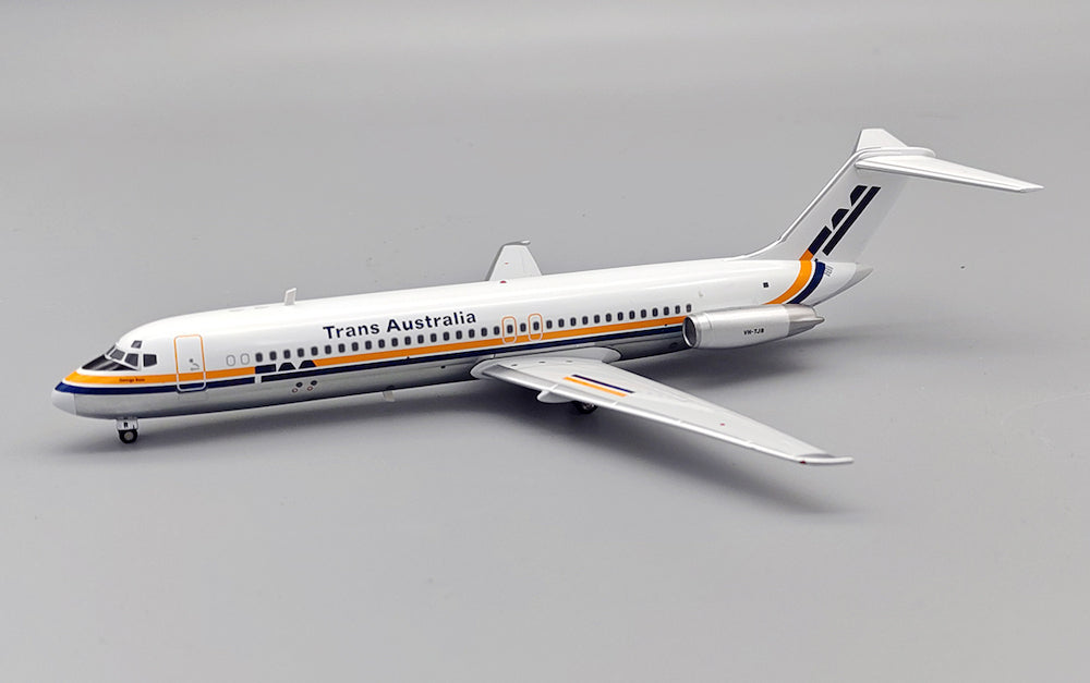 INFLIGHT 200 DC-9-31 TRANS AUSTRALIA AIRLINES (TAA) REG: VH-TJR