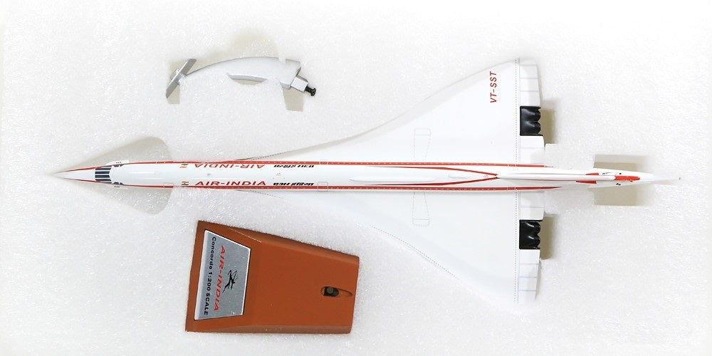 INFLIGHT 200 CONCORDE AIR INDIA REG: VT-SST