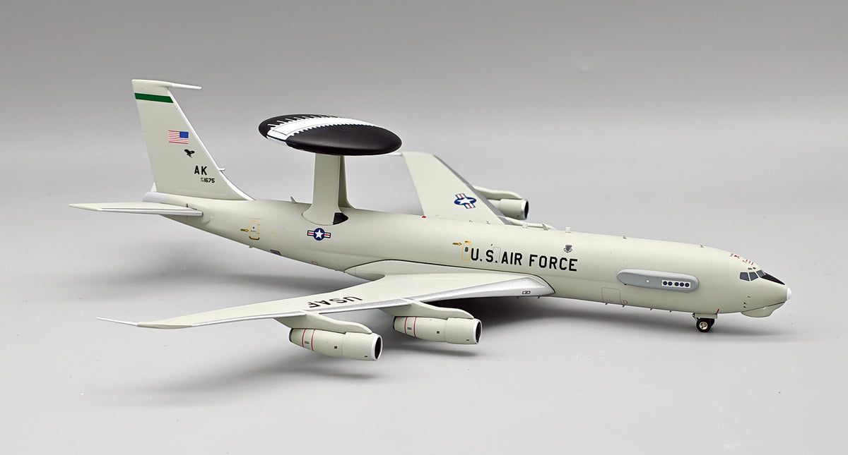 INFLIGHT 200 E-3B SENTRY USAF REG: 73-1675