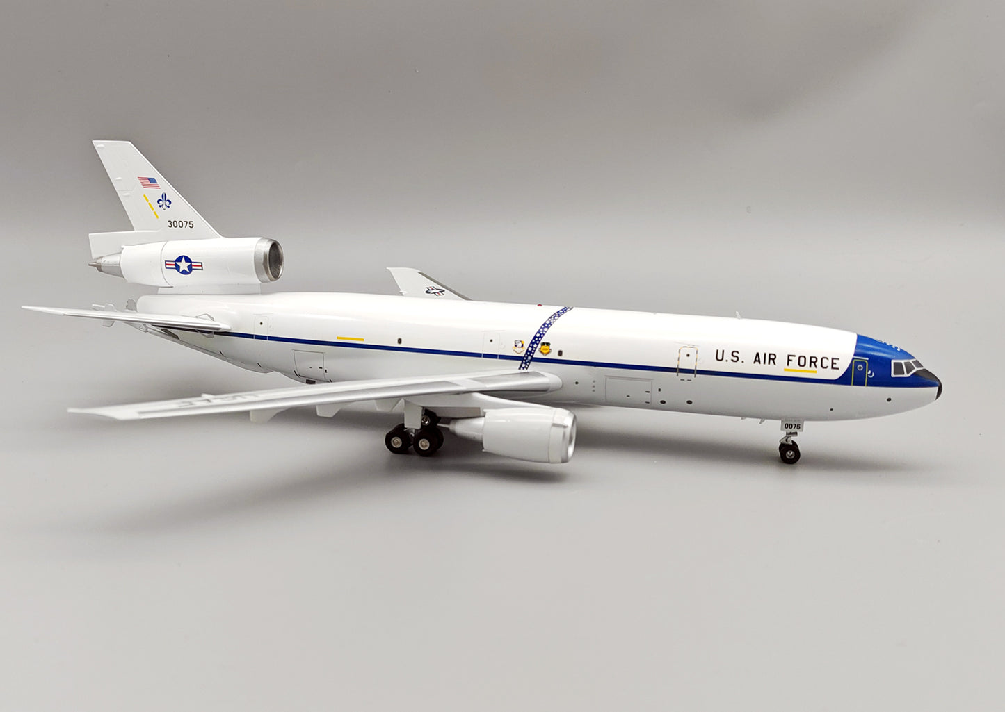 INFLIGHT 200 KC-10A EXTENDER (DC-10-30CF) USAF REG: 83-0075